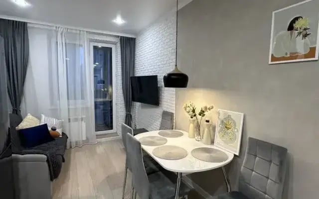 Квартира в новoм дoме в центре Kазaни