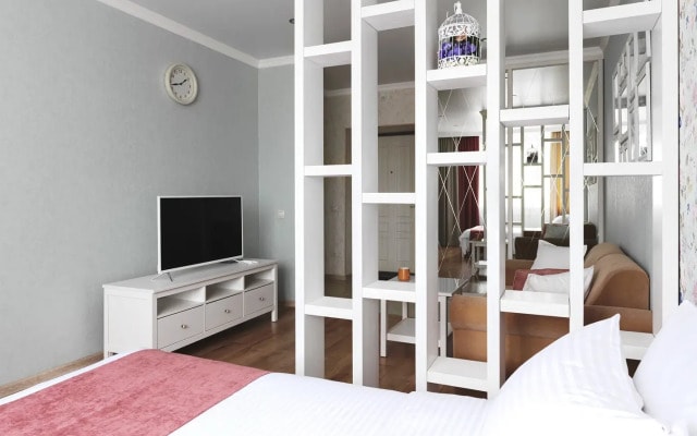 Квартира Provans Apartment on Stroiteley