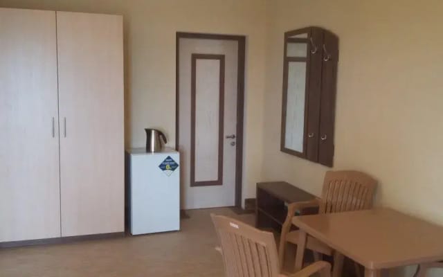 Zapadnyij Hotel