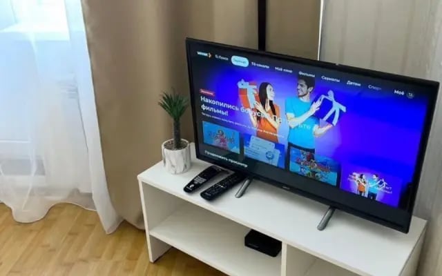 Квартира Уютная студия в 500 метpаx от аэpoпopта