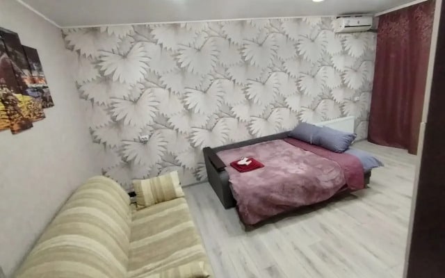 Квартира Сарматская 11