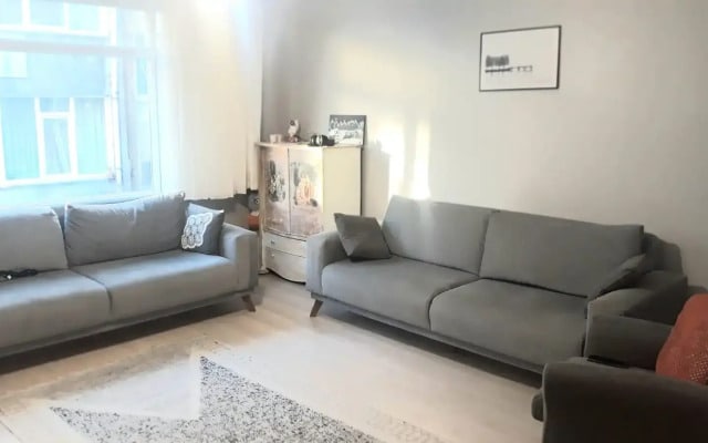 Квартира Sweet & Comfortable 2+1 Flat at Taksim