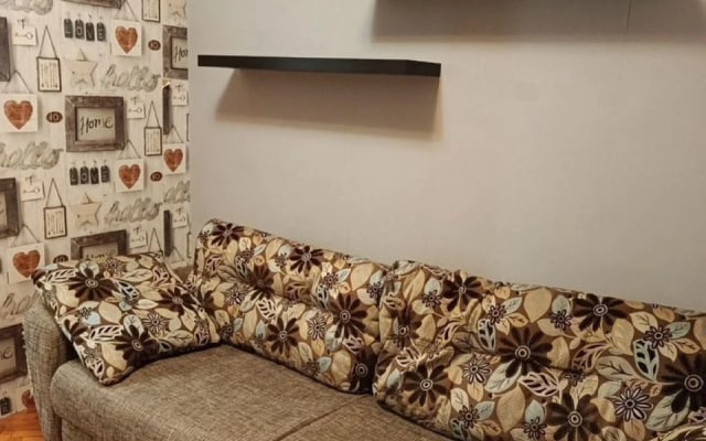 Квартира двухкомнатная рядом с аэропортом