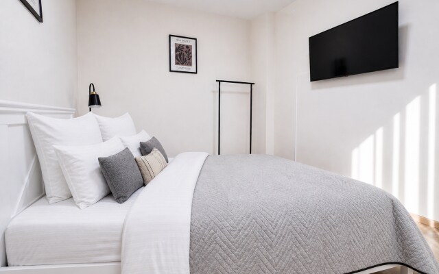 Апартаменты Vegas Apartments на Александра Хохлова