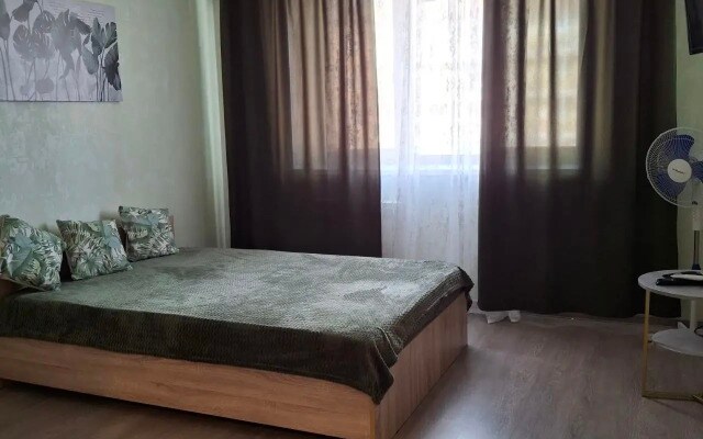 Квартира Уютная Возле Экспоцентра и Аэропорта