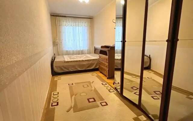 Квартира на Широкой 21