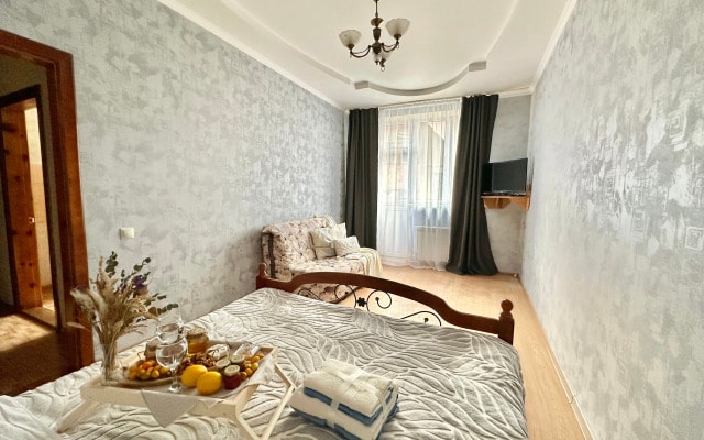 Квартира ArtHouse Dombay 8