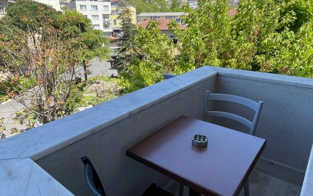 Апарт-отель Arat Suites