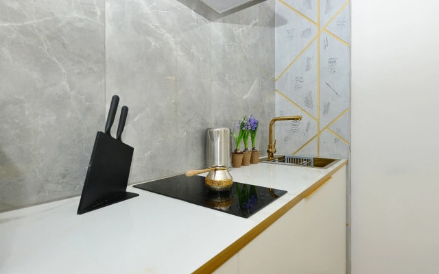 Апартаменты #1 Grey studio for 2+2 by Lo Apartments