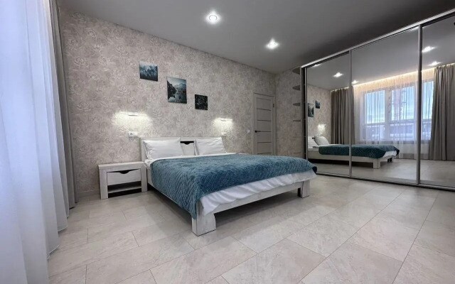 Квартира на улице Крымской Весны 9к2