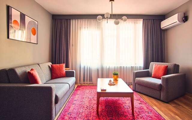 Отель TAKS-INN Suites