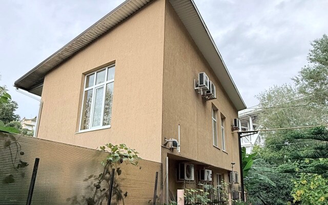 Меблированные комнаты на Черноморской 2