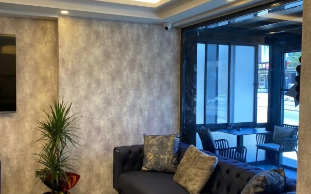 GNC Airport Hotel