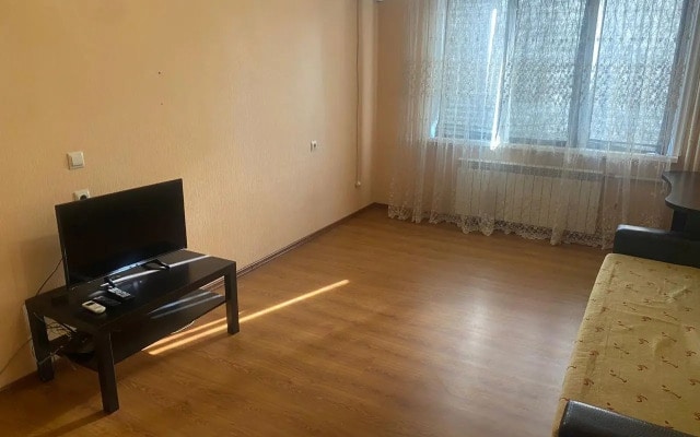Квартира 8