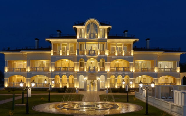 Отель Альма Дача