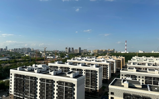 Квартира Рядом с Метро и Видом на Закат