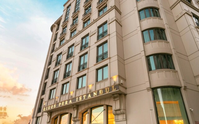 Rixos Pera Istanbul + Nickelodeon Play Tersane Access