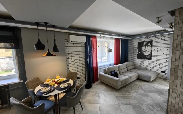 Квартира HOME на проспекте имени Газеты Красноярский Рабочий 83