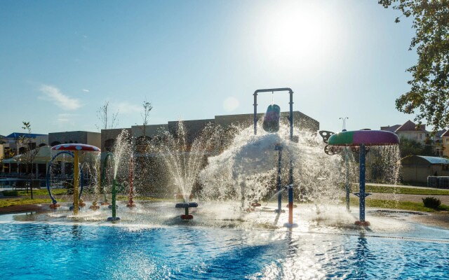 Отель Morea Family Resort & Spa