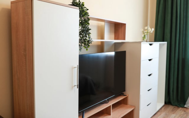 Квартира Garnet Apartments Уют