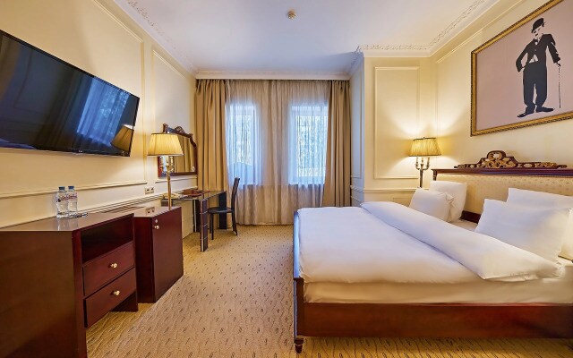 Отель Golden Rooms Moscow