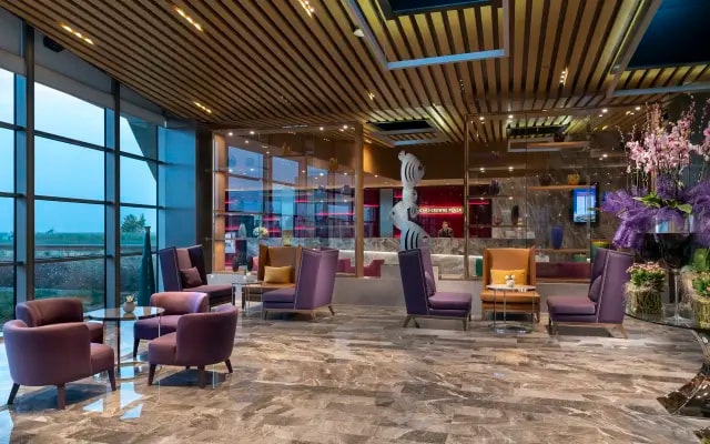Отель Crowne Plaza Istanbul Florya
