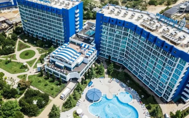 Отель Aquamarine Resort & SPA (бывший Аквамарин)