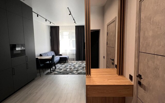 Квартира Lux Apartments