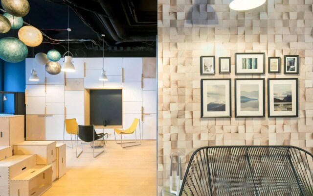 Hotel Bootcamp by HappyCulture