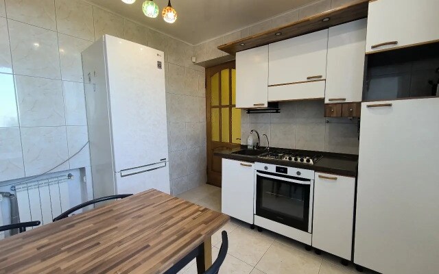 Квартира Просторная  3 комнатная квартира посуточно в центре Севастополя
