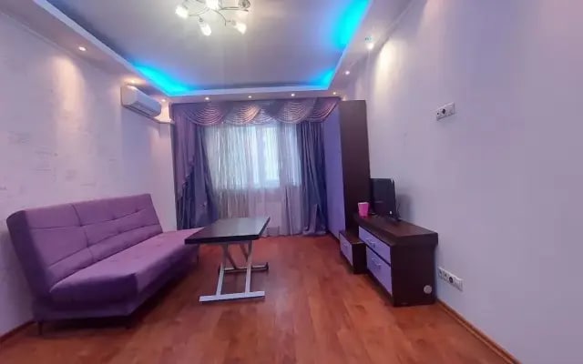 Квартира на Дубнинской 40Ак2