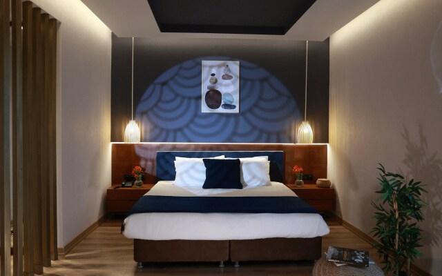Revia Square Hotel