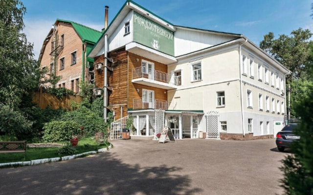 Отель Радонеж