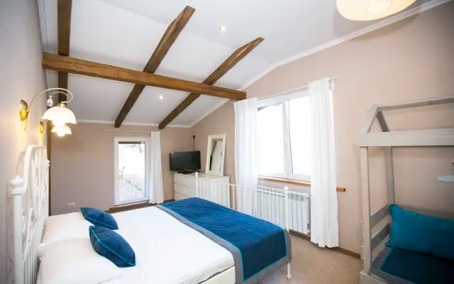 Kashtan Guest house