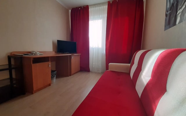 Отель Maxrooms Волга Рыбинск Hollywood