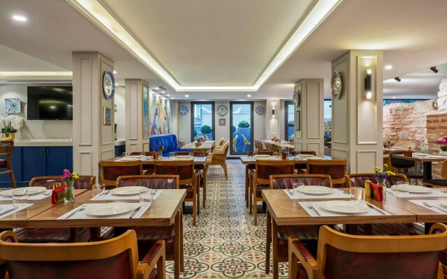 Отель Royan Hagia Sophia Istanbul, A Member Of Radisson Individuals