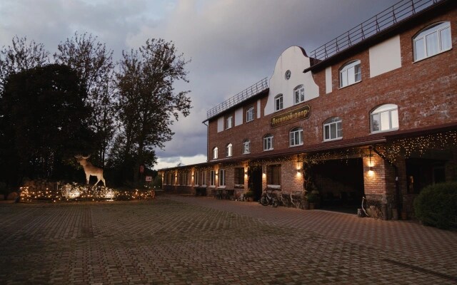hotelImage
