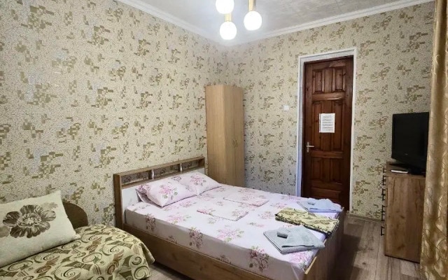 Частный дом La RIs Home