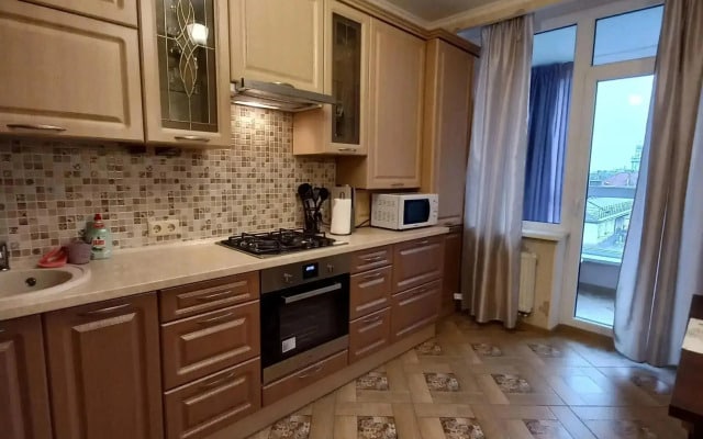 Квартира в центре Калининграда на Молочинского 4