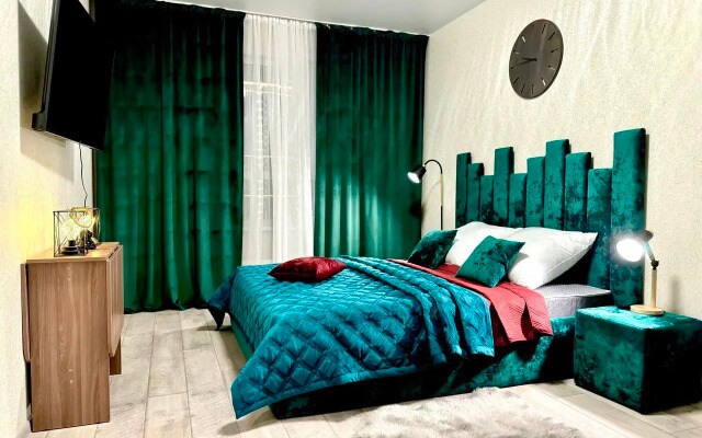 Апартаменты MARS Hotel Солнечная поляна 81