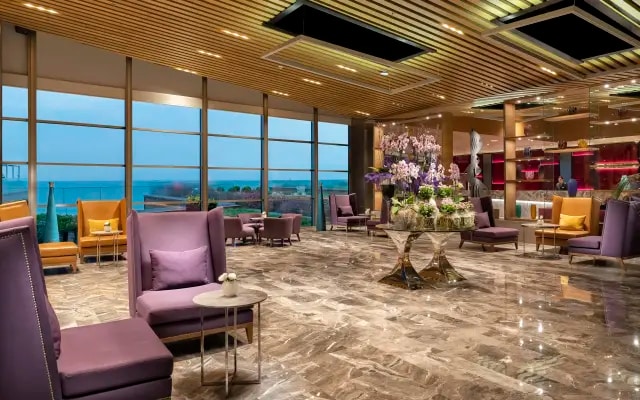 Отель Crowne Plaza Istanbul Florya