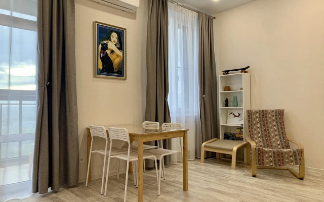 Квартира Короленко 28б