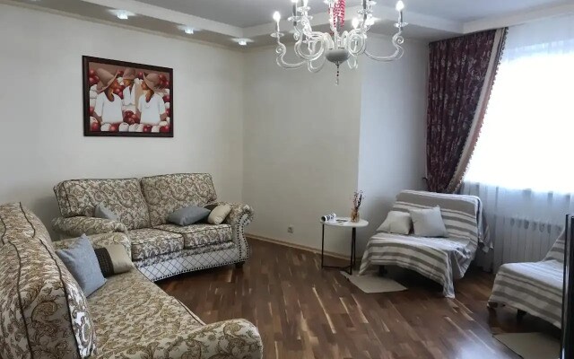 Квартира дизайнерская двухкомнатная