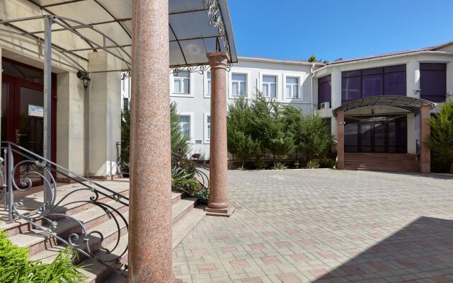 Tes-Hotel Resort & Spa