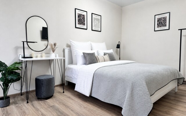 Апартаменты Vegas Apartments на Александра Хохлова