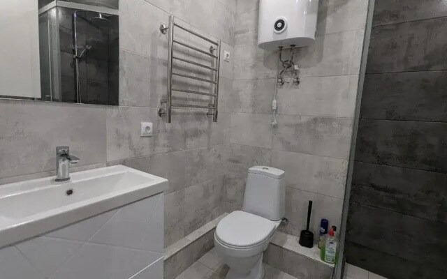 Апартаменты RentHome студия Грей на Южном шоссе у ТЦ Амбар