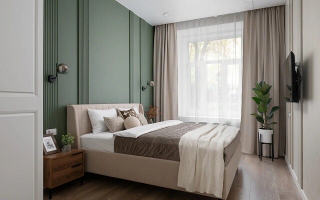 Квартира GM Apartments у Патриарших Прудов с Тремя Спальнями