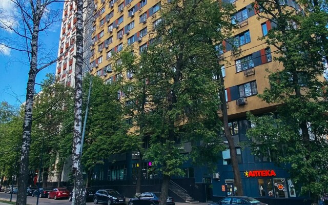 Квартира напротив парка Швейцария