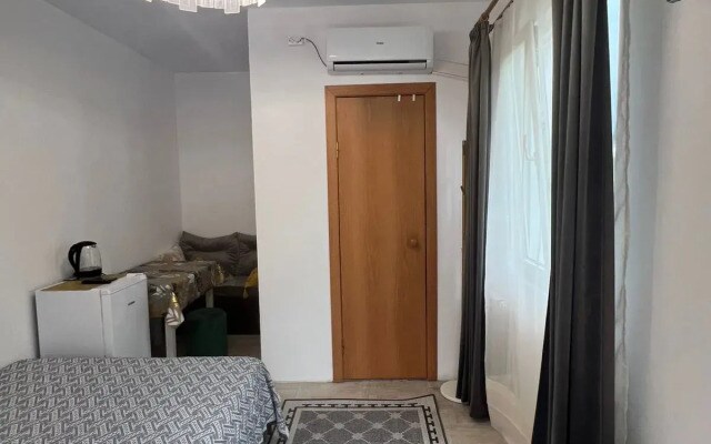 Меблированные комнаты  на Стартовой