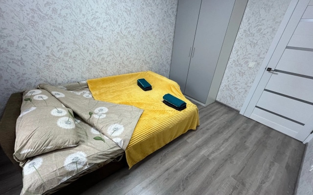 Квартира 10 октября 75/1